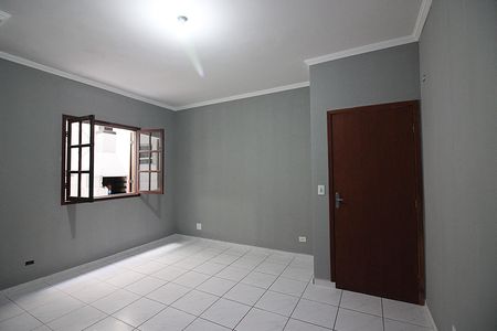 Casa à venda com 210m², 3 quartos e 2 vagasQuarto 3 - Suíte