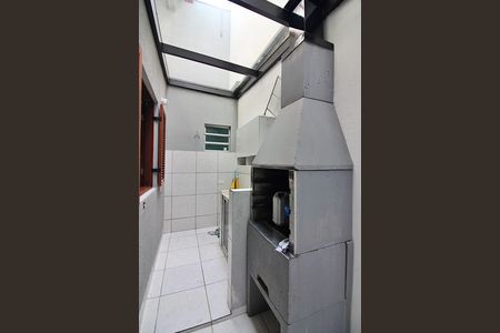 Casa à venda com 210m², 3 quartos e 2 vagasÁrea de Serviço