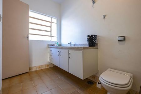 Apartamento para alugar com 160m², 3 quartos e 1 vaga Apartamento para alugar com 160m², 3 quartos e 1 vagaBanheiro da Suíte