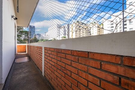 Apartamento para alugar com 160m², 3 quartos e 1 vaga Apartamento para alugar com 160m², 3 quartos e 1 vagaSuíte - Varanda