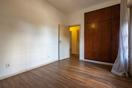 Apartamento para alugar com 160m², 3 quartos e 1 vaga Apartamento para alugar com 160m², 3 quartos e 1 vagaSuíte