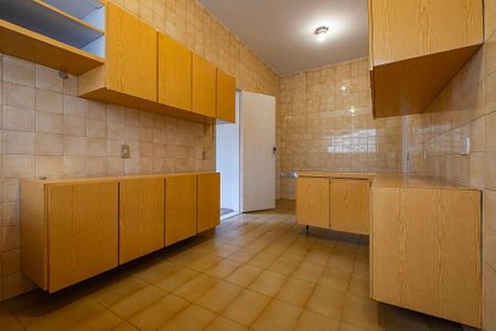 Apartamento para alugar com 160m², 3 quartos e 1 vaga Apartamento para alugar com 160m², 3 quartos e 1 vagaCozinha