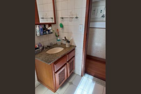 Casa à venda com 203m², 3 quartos e 2 vagasFoto 03
