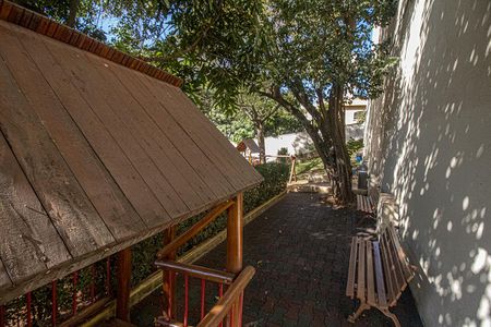 Apartamento para alugar com 74m², 3 quartos e 2 vagas Apartamento para alugar com 74m², 3 quartos e 2 vagasÁrea comum - espaço verde com play ground_3