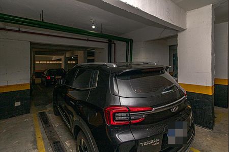 Apartamento para alugar com 74m², 3 quartos e 2 vagas Apartamento para alugar com 74m², 3 quartos e 2 vagasÁrea comum -vagas na garagem