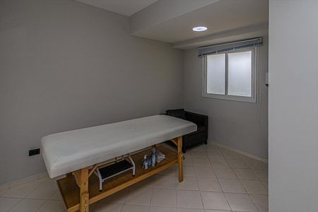 Apartamento para alugar com 74m², 3 quartos e 2 vagas Apartamento para alugar com 74m², 3 quartos e 2 vagasÁrea comum - sala de massagem