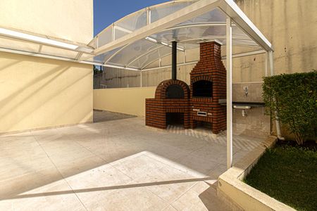 Apartamento para alugar com 74m², 3 quartos e 2 vagas Apartamento para alugar com 74m², 3 quartos e 2 vagasÁrea comum - Churrasqueira