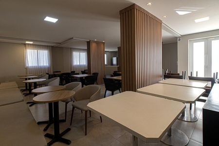 Apartamento para alugar com 74m², 3 quartos e 2 vagas Apartamento para alugar com 74m², 3 quartos e 2 vagasÁrea comum - salão de festas