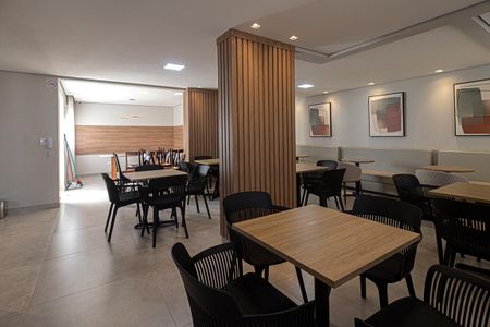 Apartamento para alugar com 74m², 3 quartos e 2 vagas Apartamento para alugar com 74m², 3 quartos e 2 vagasÁrea comum - salão de festas