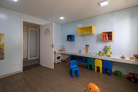 Apartamento para alugar com 74m², 3 quartos e 2 vagas Apartamento para alugar com 74m², 3 quartos e 2 vagasÁrea comum - brinquedoteca