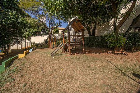 Apartamento para alugar com 74m², 3 quartos e 2 vagas Apartamento para alugar com 74m², 3 quartos e 2 vagasÁrea comum - espaço verde com play ground_2