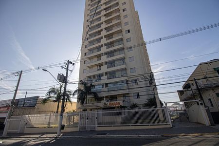 Apartamento para alugar com 74m², 3 quartos e 2 vagas Apartamento para alugar com 74m², 3 quartos e 2 vagasFachada