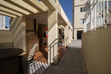 Apartamento para alugar com 74m², 3 quartos e 2 vagas Apartamento para alugar com 74m², 3 quartos e 2 vagasÁrea comum - churrasqueiras 2