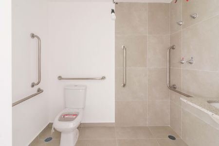 Studio à venda com 25m², 1 quarto e sem vaga Studio à venda com 25m², 1 quarto e sem vagaBanheiro