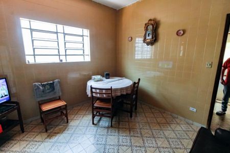 Casa à venda com 325m², 2 quartos e 8 vagas Casa à venda com 325m², 2 quartos e 8 vagasCopa