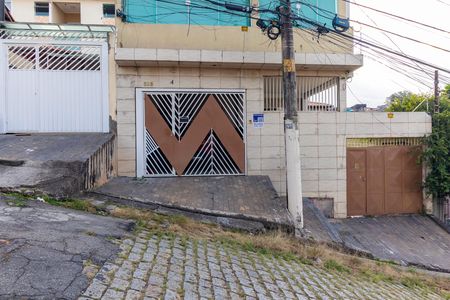 Casa para alugar com 120m², 1 quarto e sem vaga Casa para alugar com 120m², 1 quarto e sem vagaFachada