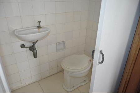 Apartamento à venda com 260m², 4 quartos e 1 vagaBanheiro de Serviço