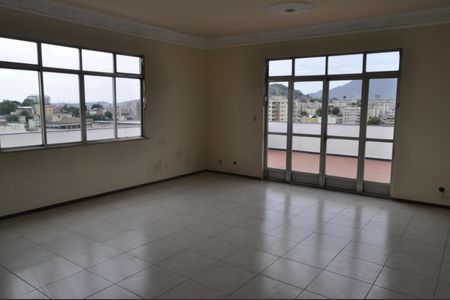 Apartamento à venda com 260m², 4 quartos e 1 vagaSala