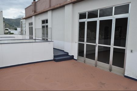 Apartamento à venda com 260m², 4 quartos e 1 vagaArea comum