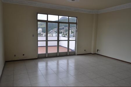 Apartamento à venda com 260m², 4 quartos e 1 vagaSala