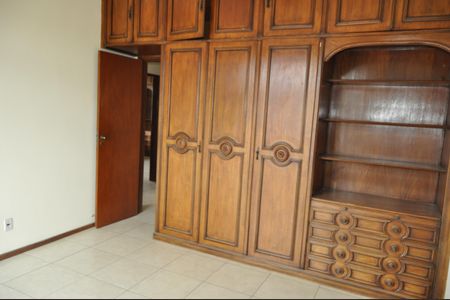 Apartamento à venda com 260m², 4 quartos e 1 vagaQuarto 1