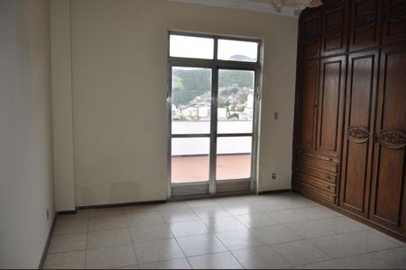 Apartamento à venda com 260m², 4 quartos e 1 vagaSuite