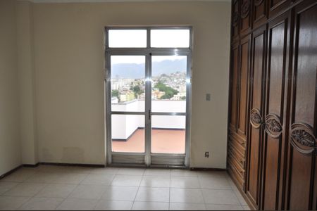 Apartamento à venda com 260m², 4 quartos e 1 vagaSuite