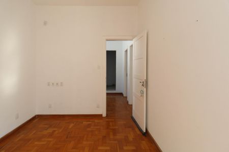 Casa à venda com 210m², 4 quartos e 3 vagas Casa à venda com 210m², 4 quartos e 3 vagasQuarto 3