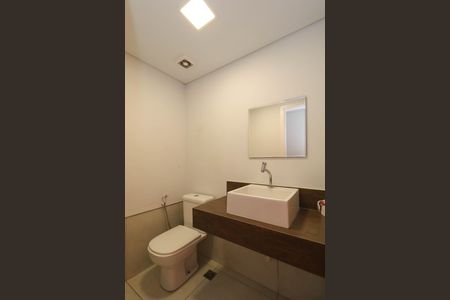 Casa à venda com 210m², 4 quartos e 3 vagas Casa à venda com 210m², 4 quartos e 3 vagasBanheiro 3