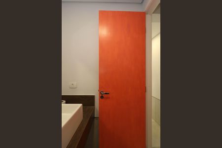 Casa à venda com 210m², 4 quartos e 3 vagas Casa à venda com 210m², 4 quartos e 3 vagasBanheiro 3