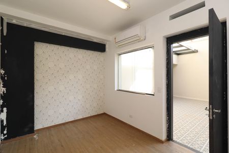 Casa à venda com 210m², 4 quartos e 3 vagas Casa à venda com 210m², 4 quartos e 3 vagasSala 1