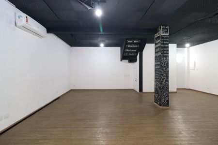 Sala de casa à venda com 4 quartos, 210m² em Pinheiros, São Paulo