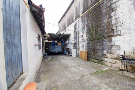 Casa à venda com 250m², 3 quartos e 2 vagas Casa à venda com 250m², 3 quartos e 2 vagasGaragem