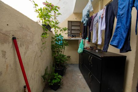 Casa à venda com 250m², 3 quartos e 2 vagas Casa à venda com 250m², 3 quartos e 2 vagasCasa 1: Área de Serviço