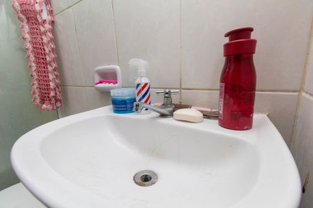 Casa à venda com 250m², 3 quartos e 2 vagas Casa à venda com 250m², 3 quartos e 2 vagasCasa 1: Banheiro