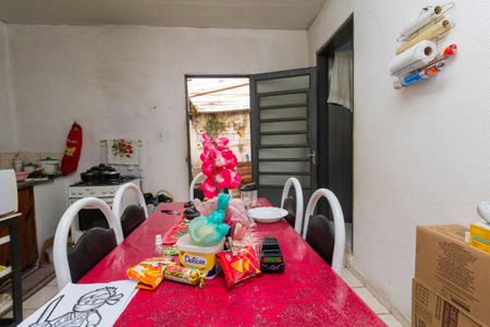 Casa à venda com 250m², 3 quartos e 2 vagas Casa à venda com 250m², 3 quartos e 2 vagasCasa 3: Cozinha