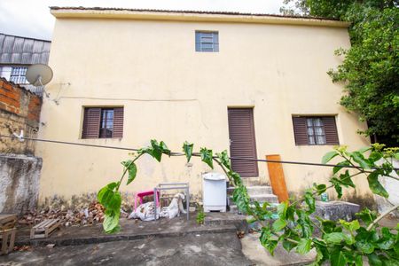 Casa à venda com 250m², 3 quartos e 2 vagas Casa à venda com 250m², 3 quartos e 2 vagasQuintal
