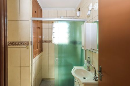 Casa à venda com 90m², 3 quartos e 2 vagasBanheiro