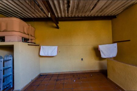 Casa para alugar com 182m², 3 quartos e 2 vagas Casa para alugar com 182m², 3 quartos e 2 vagasÁrea de Serviço