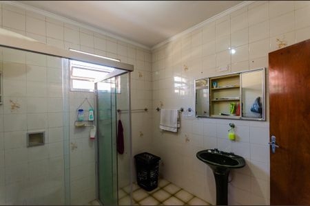 Casa para alugar com 182m², 3 quartos e 2 vagas Casa para alugar com 182m², 3 quartos e 2 vagasBanheiro