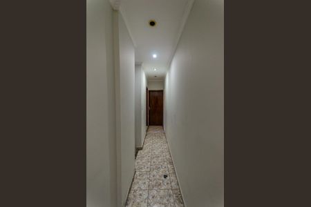 Casa para alugar com 182m², 3 quartos e 2 vagas Casa para alugar com 182m², 3 quartos e 2 vagasCorredor