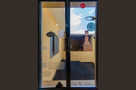 Casa para alugar com 182m², 3 quartos e 2 vagas Casa para alugar com 182m², 3 quartos e 2 vagasQuarto 1 - Janela