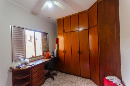 Casa para alugar com 182m², 3 quartos e 2 vagas Casa para alugar com 182m², 3 quartos e 2 vagasQuarto 1