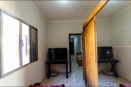 Casa para alugar com 182m², 3 quartos e 2 vagas Casa para alugar com 182m², 3 quartos e 2 vagasQuarto 2