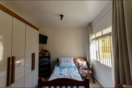 Casa para alugar com 200m², 3 quartos e sem vagaQuarto - Casa 1