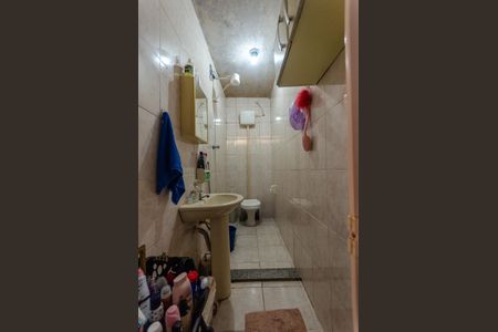 Casa para alugar com 200m², 3 quartos e sem vagaBanheiro - Casa 1