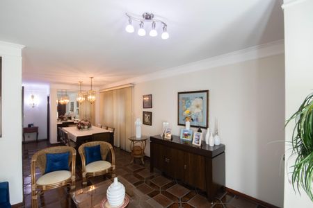 Casa à venda com 198m², 3 quartos e 5 vagas Casa à venda com 198m², 3 quartos e 5 vagasSala 1