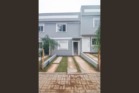 Casa à venda com 57m², 2 quartos e 1 vaga Casa à venda com 57m², 2 quartos e 1 vagaGaragem