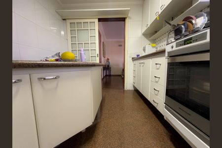 Apartamento à venda com 110m², 3 quartos e 2 vagas Apartamento à venda com 110m², 3 quartos e 2 vagasCozinha