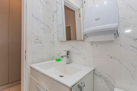 Casa à venda com 135m², 3 quartos e 1 vagaBanheiro